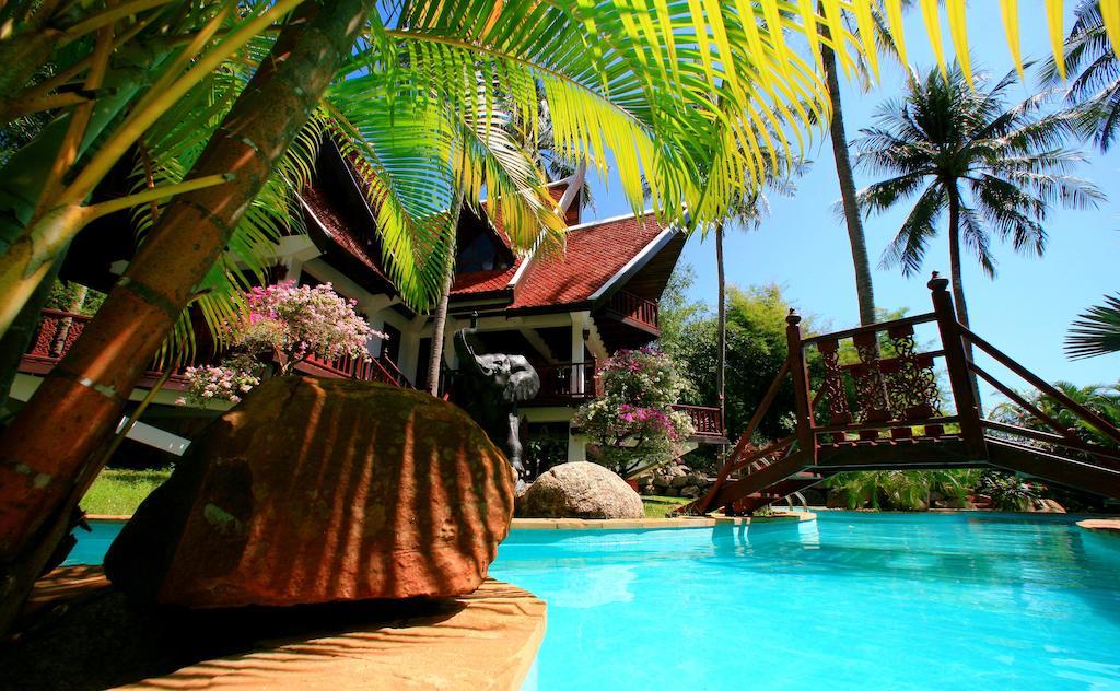 Coco Palace Resort Nai Harn Экстерьер фото