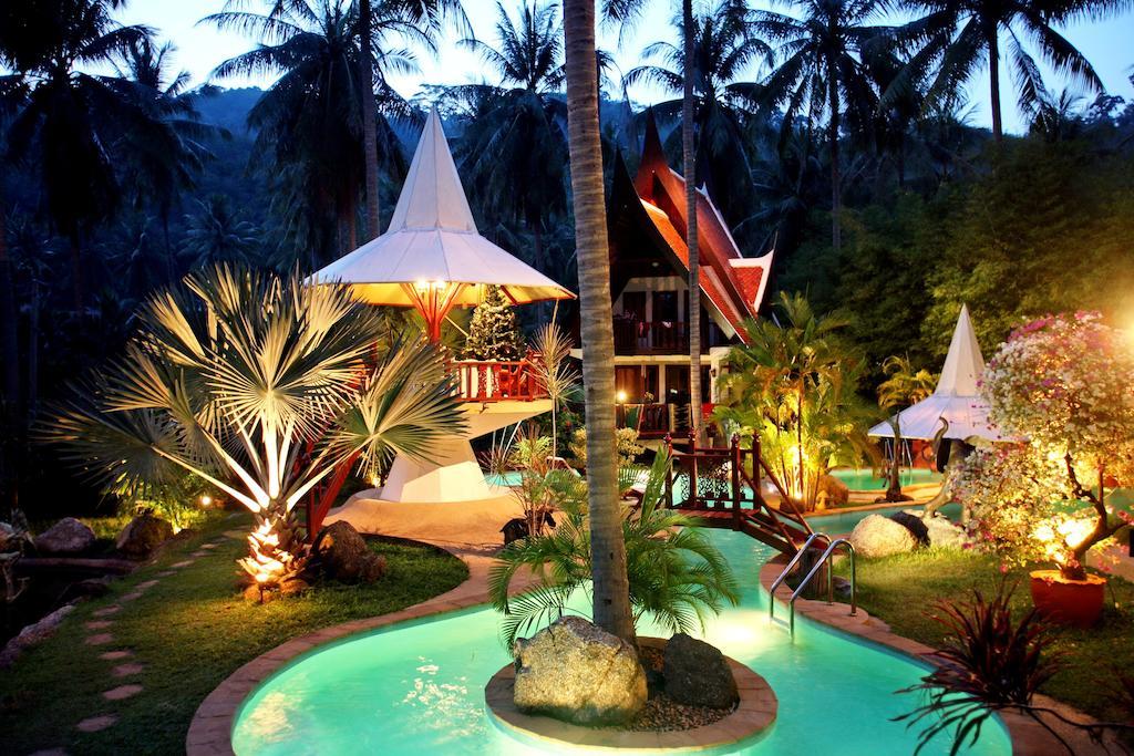Coco Palace Resort Nai Harn Экстерьер фото